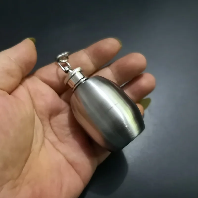 Creative stainless steel wine jar mini 2 ounce men's hip flask wine bottle portable sealed cans small container storage bottle