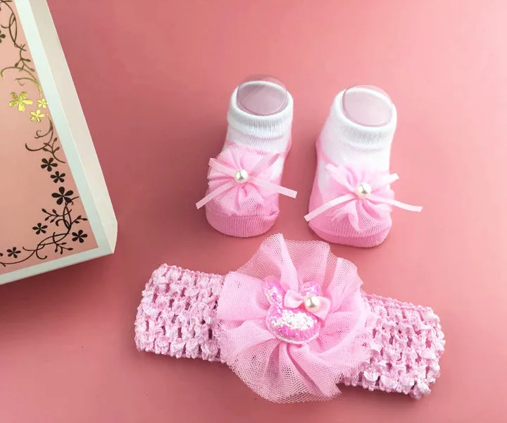 Комплект: повязка на голову+ носки; подарочная упаковка для малышей; подарок на день рождения для новорожденных; головной убор для маленьких девочек 0-12 месяцев - Цвет: 28