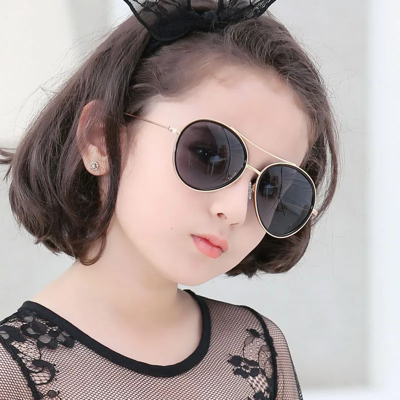 Новая Мода Дети солнцезащитные очки мальчики девочки дети ребенок солнцезащитные очки UV400, зеркальные очки-авиаторы, цена оптовой продажи 2969 - Цвет линз: Серый