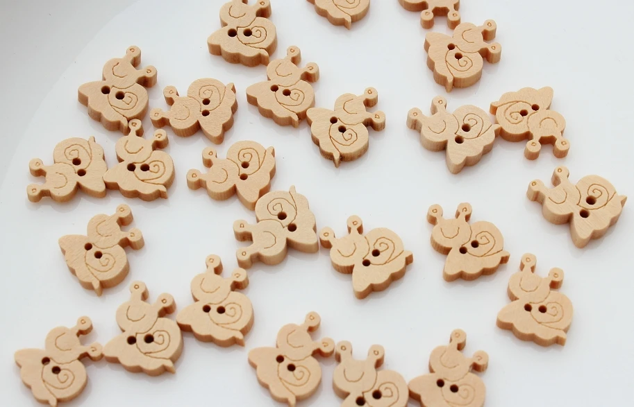 

Set of 200pcs Smiling Snail Buttons, Wood, Wooden,natural kawaii beads pendants-MK0139