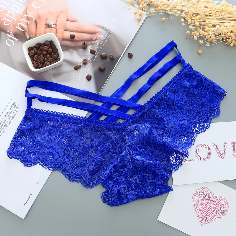 Women's Enchanting Low-rise Lace Thong Panties Display Blue