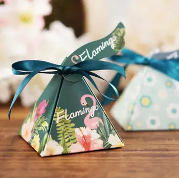 

50 Pcs Creative New Flamingo Triangular Pyramid Wedding Favors Candy Box Party Supplies Bomboniera Thanks Chocolate Gift Box