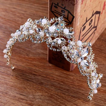 

2018 New Arrival Luxury Baroque Gold Bride Crystal AB Hairbands Rhinestone Pageant Bridal Tiaras Crowns Wedding Hair Accessories
