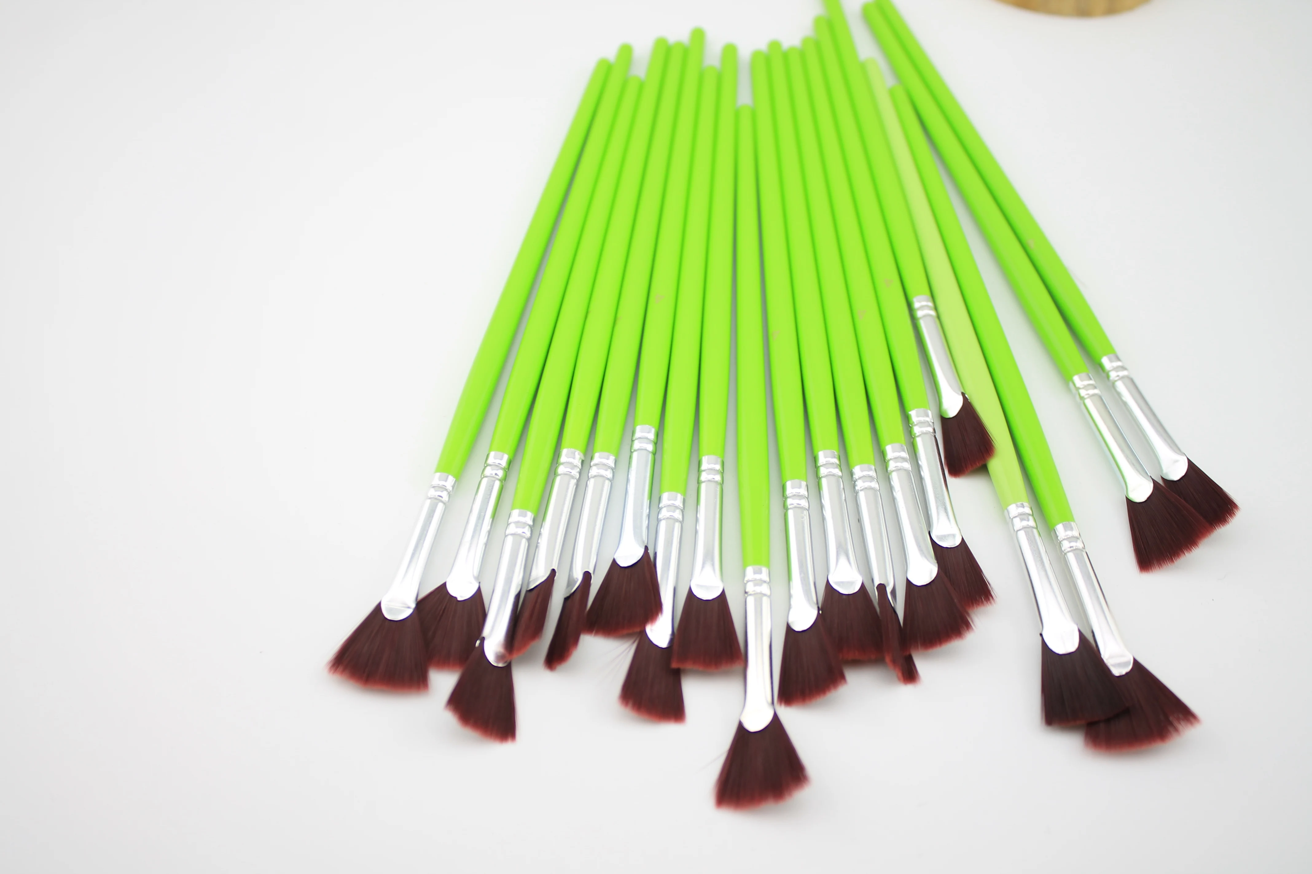 Atisse 10pcs/lot Nylon Oil Paint Brush Fan Painting Brush For Oil