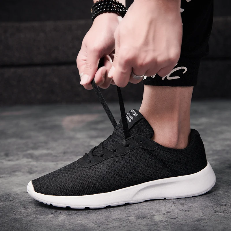

Men Casual Shoes Fashion Breathable Sneaker Men Ultralight Boy Outdoor Walking Shoes Men Trainer Couple Sneakers Chaussure Homme