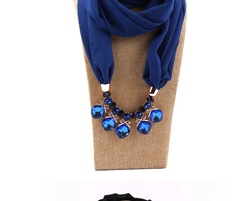 scarf_05