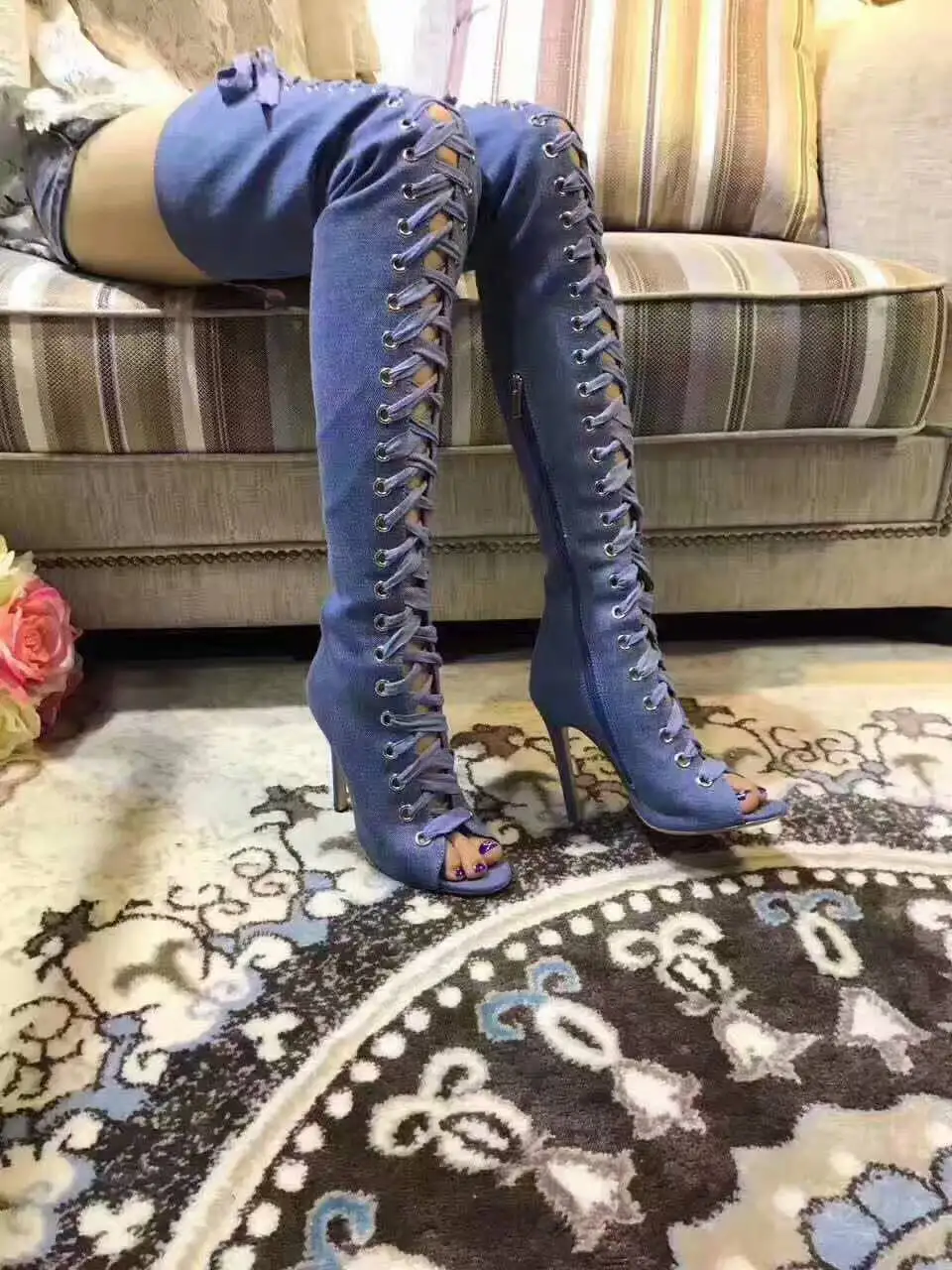  (13)
