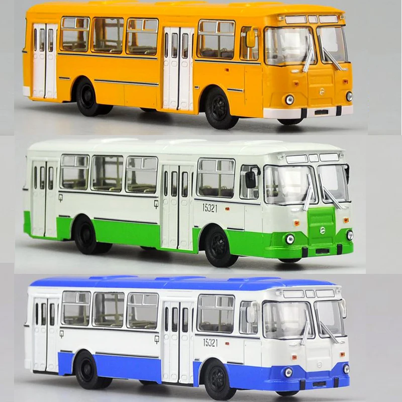 

High Simulation 1:43 scale model diecast Original metal Russian 677M bus model Russian Alloy model Collection models vehicle