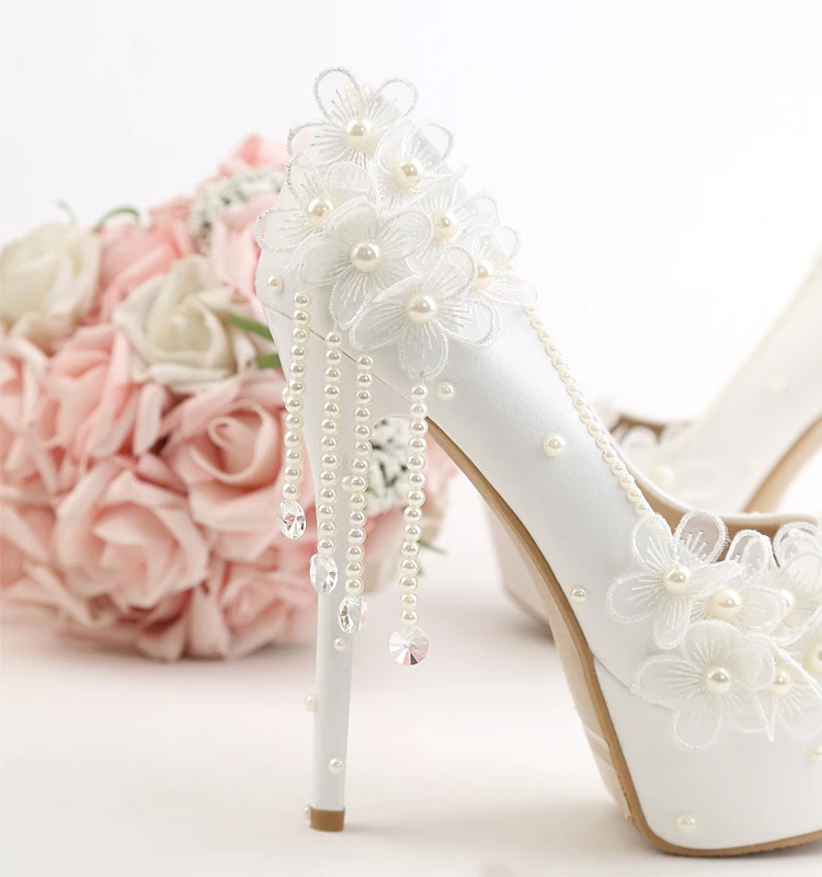 New Arrival Lace Wedding Women Shoes Fashion Sweet White Flowers PumpsPlatform Hig h Heels Pearls Wedding Shoes Bride Dress Shoe New Arrival Lace Wedding Women Shoes Fashion Sweet White Flowers PumpsPlatform Hig h Heels Pearls Wedding Shoes Bride Dress Shoe
