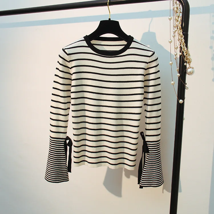 New Korean Women Sweaters Autumn Winter Striped Knitted Pullover  Elatic Sweater Top Long Flare Sleeve Pull Femme Hiver D303