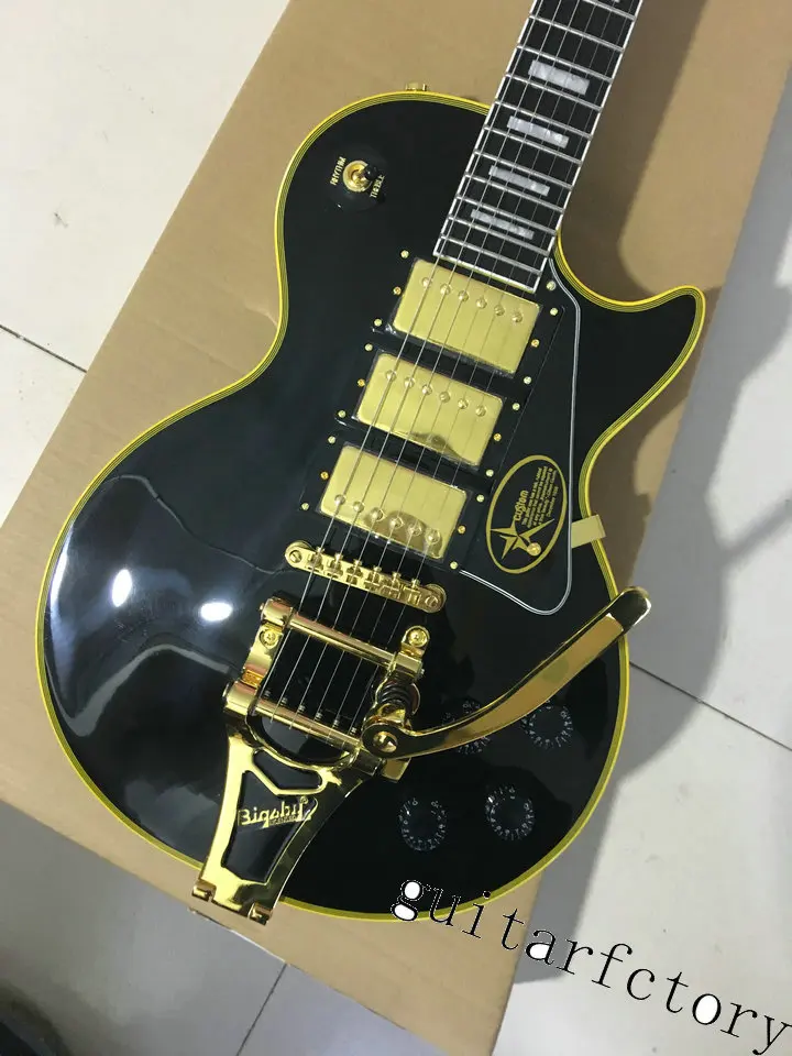 

Free shipping Custom paul Black 3 pickups Golden Hardware LP electric guitar with bigsby