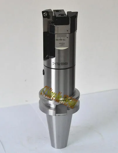 

BT40-LBK5-75L-M16 Arbor RBH 52-70mm High precision Twin-bit Rough Boring Head used for deep holes,for CCMT09T304, RBH52-70 Tool