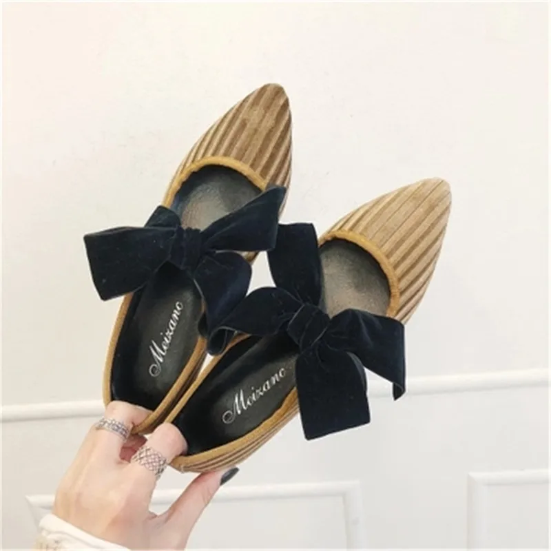 

2018 spring new Korean pointed bow shallow flat lazy shoes peas shoes British retro casual women's shoes