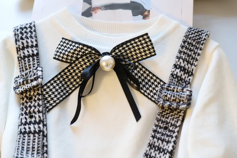Милые вязаные белые топы с бантом и жемчугом+ Клетчатые Шерстяные широкие шорты на подтяжках, комплекты из двух предметов, наряды для женщин, весенне-Осенняя мода