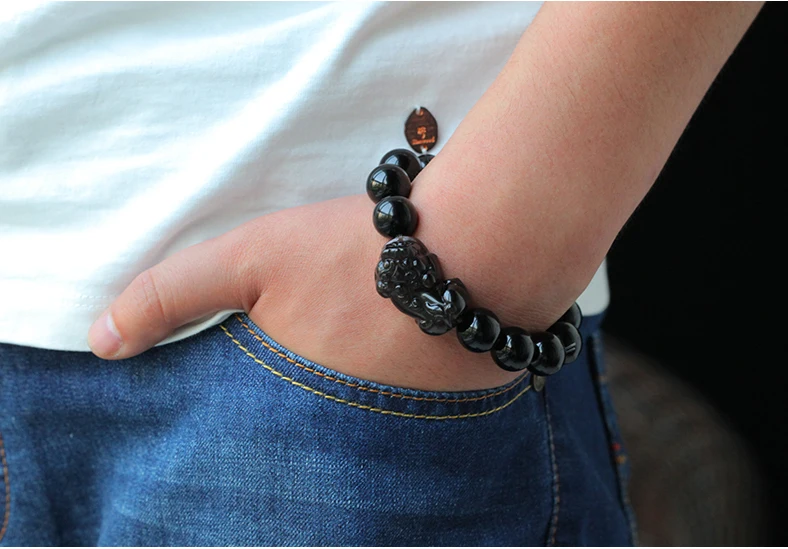 Pure Black Obsidian 18