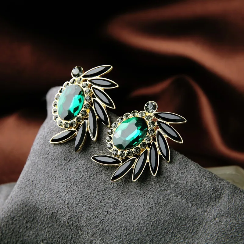Evening Party Elegant Fashion Emerald Crystal Symmetric Stud Earrings Women Jewelry Factory Wholesale (7)