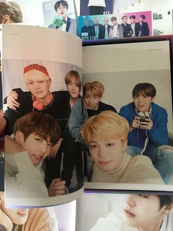 Подписанный вручную Bangtan Boys autographed WORLD OST+ подписанный плакат 072019