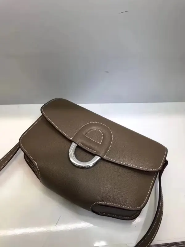 Berühmte Runway Leder Wa0253 Klassische B Weibliche Frauen Marke Designer a Mode Handtasche Echt Geldbörsen Qualität Luxus Top 100 SBwqY6B