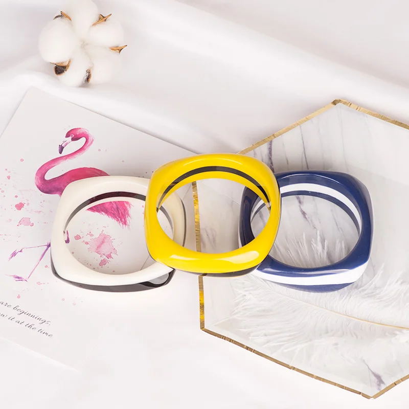 GuanLong Vintage Resin Cuff Fashion Women Bracelet Bangles Colourful Stripe Acrylic Wide Geometric Bangles Girl Charm Jewelry (3)