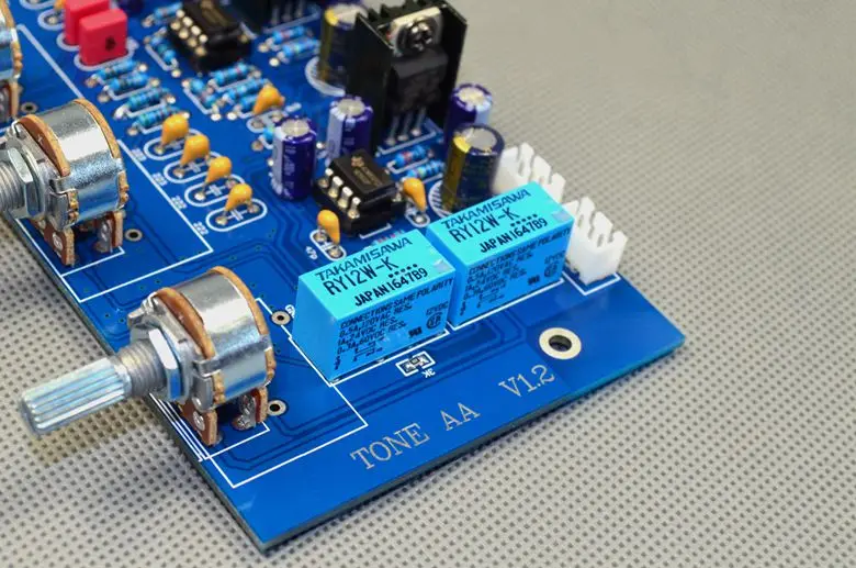 Free ship AV2 fever headphone preamp HiFi tone ribbon 2 way input and through function finished product board