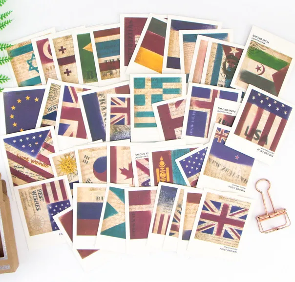 

Boxed retro 40pcs National flag Mini Greeting Card Postcard Birthday Letter Envelope Gift Card Set Message word Stationery Card
