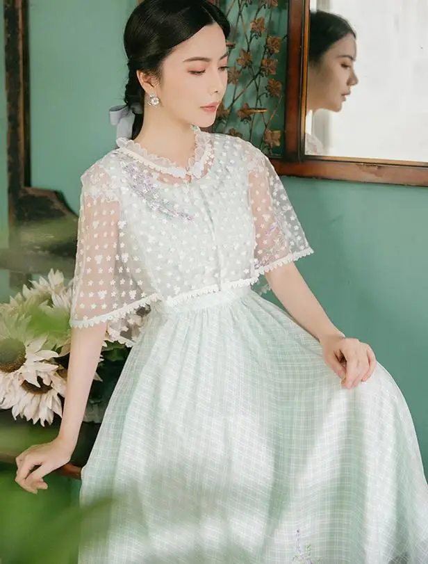 

High Quality 2019 Summer New Arrival Retro Round Collar Flower Embroidery Plaid Cape Design Woman Long Chiffon Dress