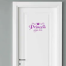 DIY Съемные принцесса спит здесь стены художественные виниловые наклейки на двери дома для маленьких девочек Детская комната Спальня общежития Декор
