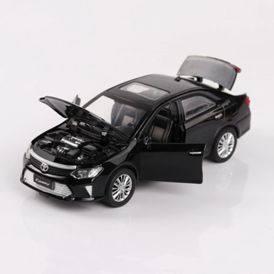 1/32 Toyota Camry, металлическая модель автомобиля, литая под давлением модель автомобиля, Игрушечная модель автомобиля со звуком, светильник, игрушки для детей