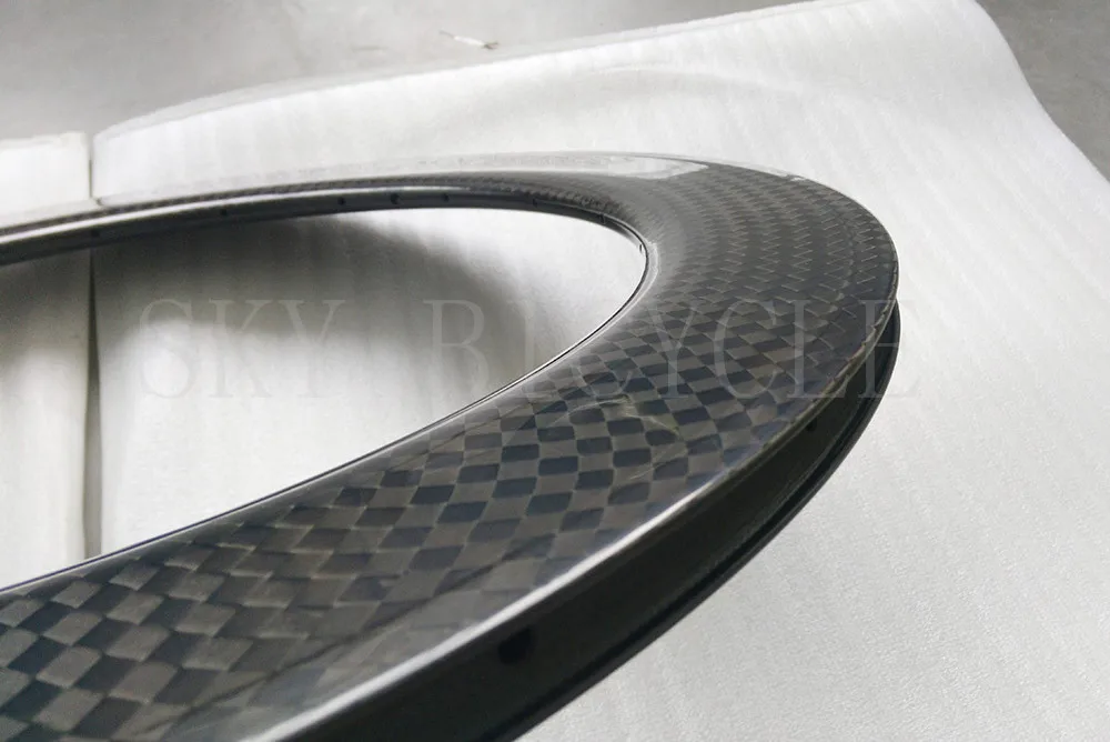 Flash Deal 700C 88mmx23mm carbon clincher wheel 12K Glossy no brake surface Road disc Track fixed gear bicycle rim 20 24 28 32 36 holes 5 Flash Deal 700C 88mmx23mm carbon clincher wheel 12K Glossy no brake surface Road disc Track fixed gear bicycle rim 20 24 28 32 36 holes 5