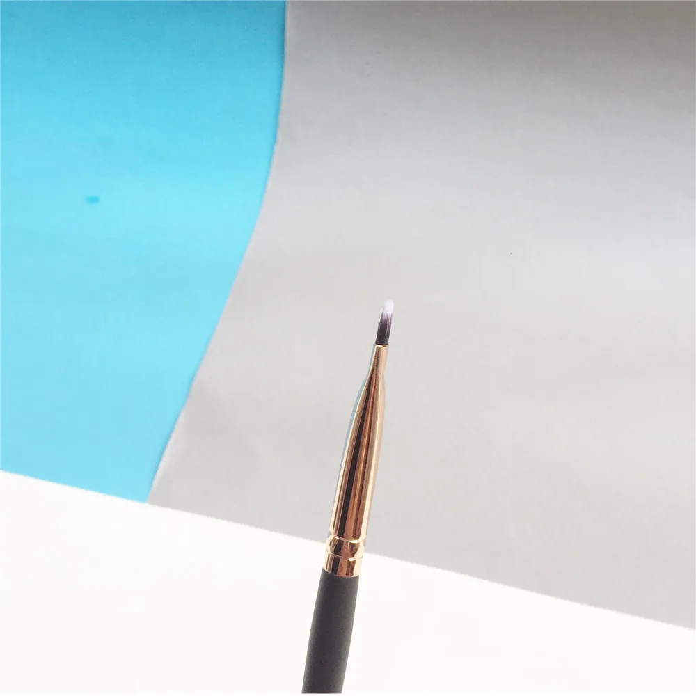 My Destiny 038 Large Flat Liner Concealer Brush _ 4