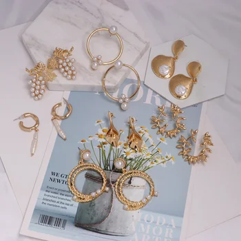 

FASHIONSNOOPS Pearl Drop Earrings For Women 2020 Brincos Long Geometric Dangle Earring Gold Female Vintage Jewelry Gift