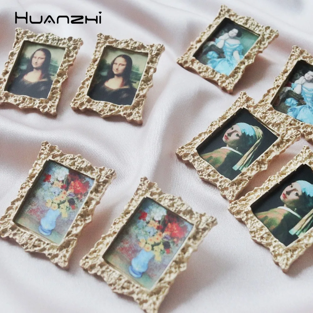 

HUANZHI 2019 Design Personality Picture Frame Retro Square Famous painting Mona Lisa Stud Earrings for Women Girl Gift Jewelry