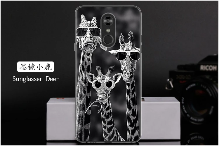  Sunglasser  Deer