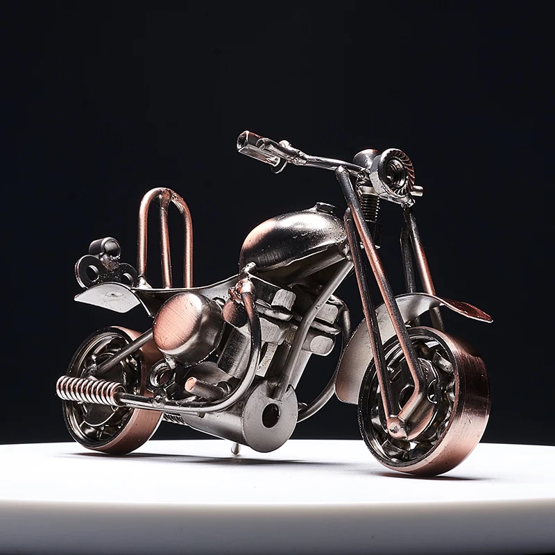 الحديثة الحد الأدنى دراجة نارية الحلي الإبداعية غرفة المعيشة المنزلي نوم خزانة زينة الشرفة المفروشات الحرف الصغيرة