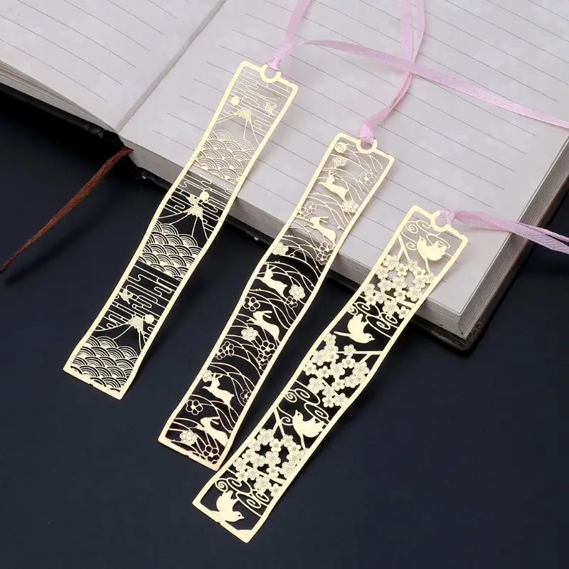 Vintage Flowers Hollow Bookmark Metal Book Marker Student School Office