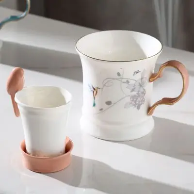 1 набор, креативная кофейная чашка для отдыха, Европейская высококачественная керамическая кружка, офисный фильтр для чашки чая, принадлежности, чашка из костяного фарфора, чайная кружка, 6ZDZ123 - Цвет: pink