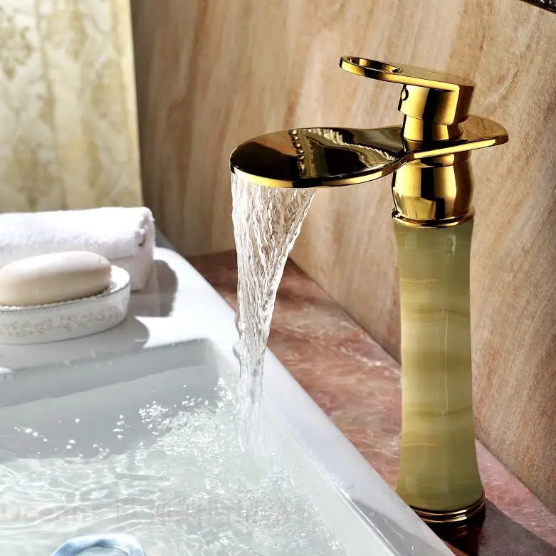 European antique marble counter basin gold-plated copper waterfall basin mixer full of hot and cold taps natural jade
European antique marble counter basin gold-plated copper waterfall basin mixer full of hot and cold taps natural jade