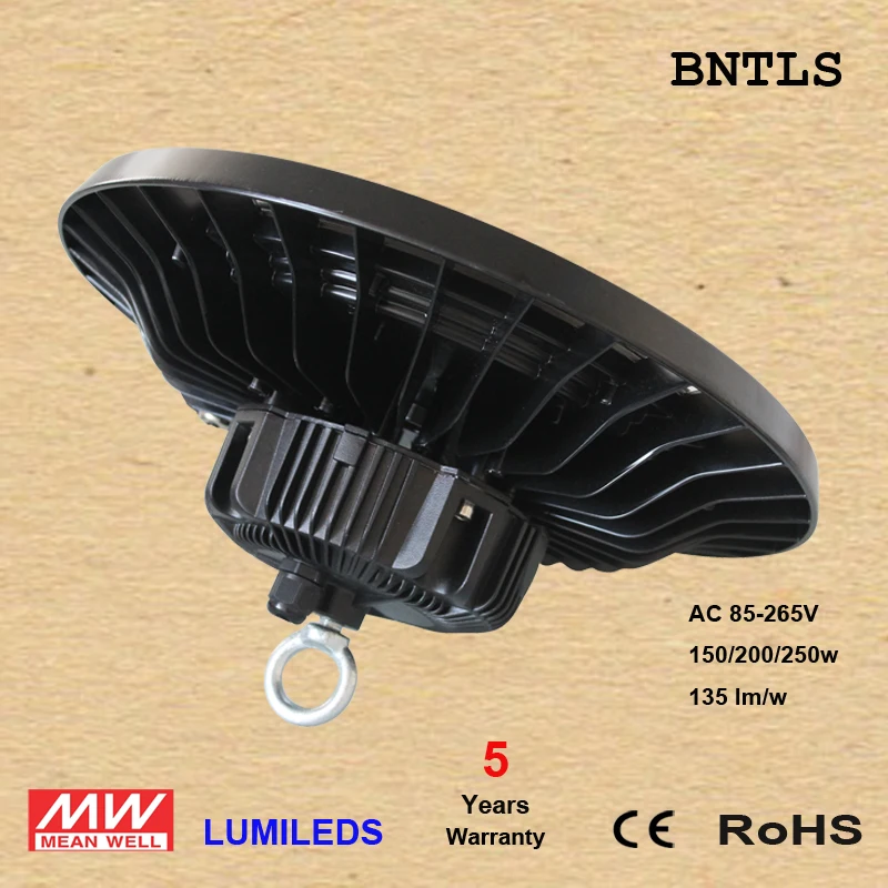 

LED Linear High Bay Shop Light Fixture 250W [800W Fluorescent Equivalent] 32000lm 5000K Commercial Grade
