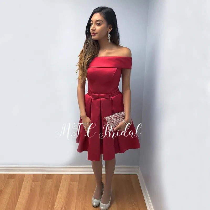 

Short Burgundy Prom Dresses Off The Shoulder Boat Neck High Quality Knee Length Wedding Party Gowns 2019 Cheap Robe De Soiree