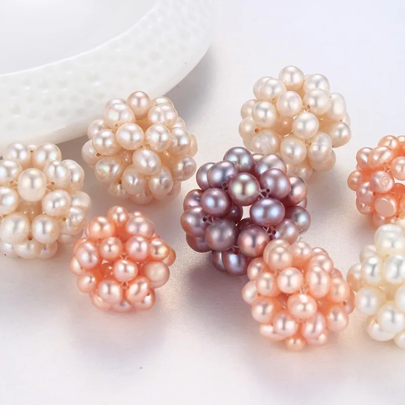 Perles d'eau douce rondes rose poudré 3.5mm sur fil (1)