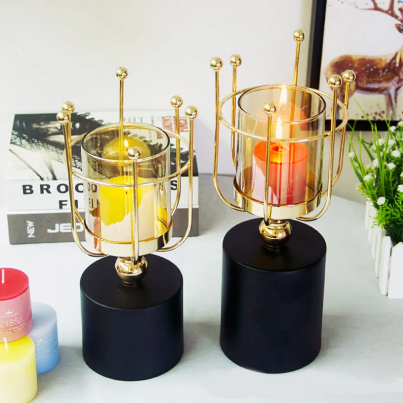 

2 Sizes Art Ornament Candle Stand Holder Creative European Style Wrought Iron Candlestick Party Festival Wedding Decoration