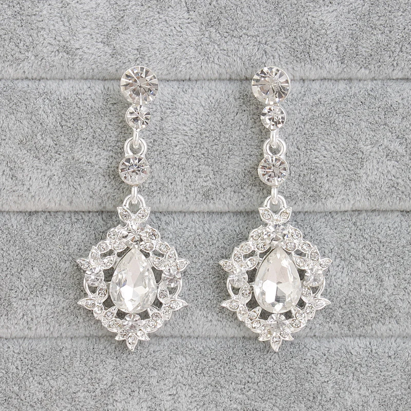 Luxury sparkling Earrings Rhinestone long earrings Bride