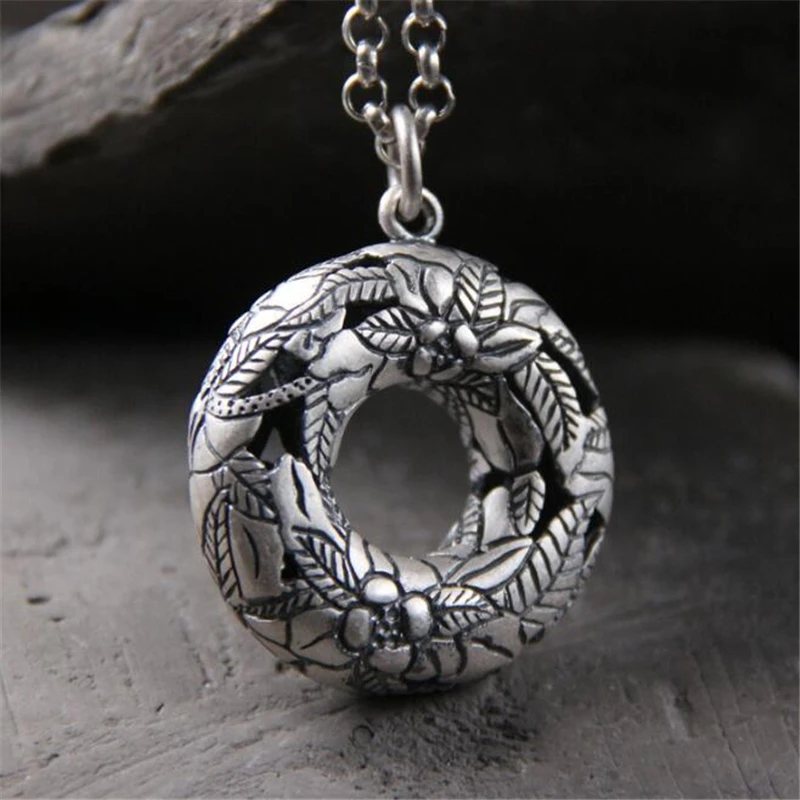 

S990 Sterling Silver 32MM Round Hollow Peace Clasp Necklace Pendant For Women With Flower Carved 17.4G