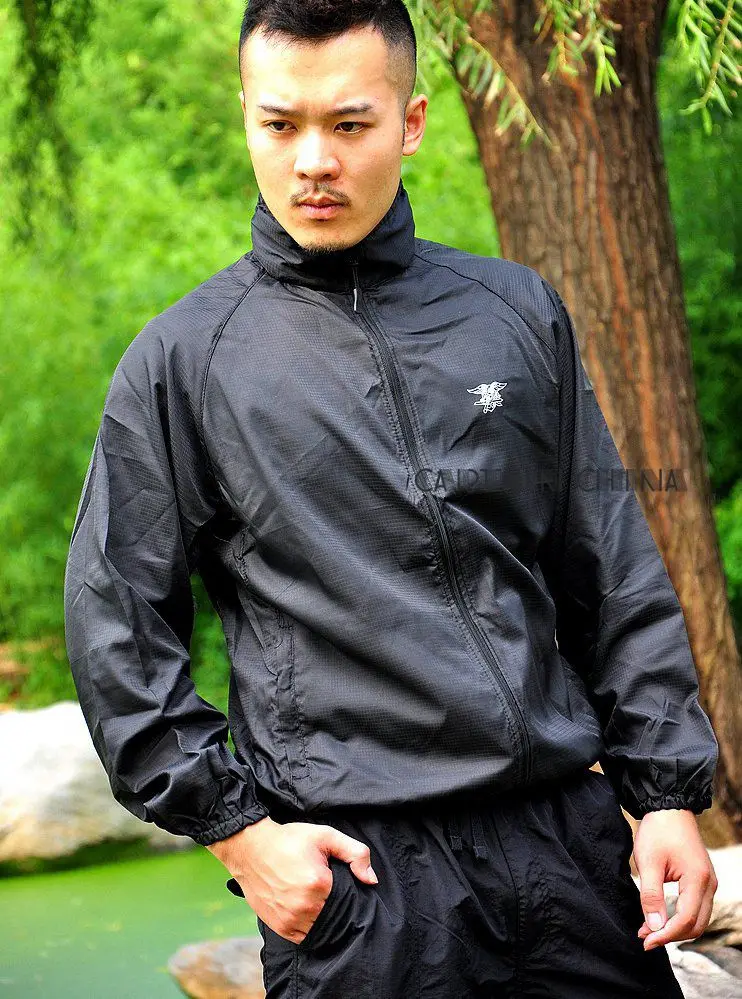 Камуфляж "Тайфун" Спорт на открытом воздухе тонкая куртка Охота Водонепроницаемый Солнцезащитная накидка легкие быстросохнущие походные куртки - Цвет: black