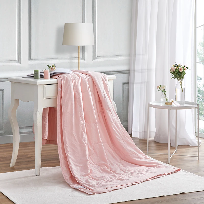 Beyond Brand Cozy Silk Quilt White Pink 2 Colors Spring Summer