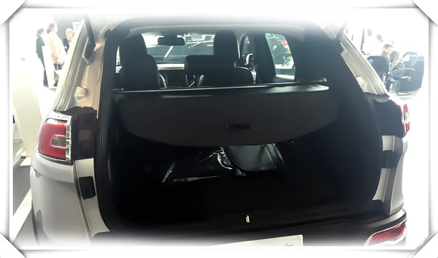 

Black Rear Trunk Security Shield Cargo Cover For Jeep Cherokee 2014 2015 2016 auto accessories (Not for Grand Cherokee)
