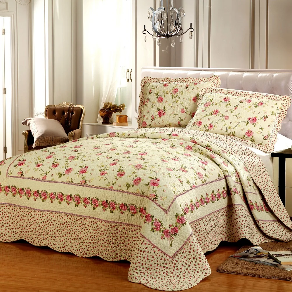 CHAUSUB European Patchwork Quilt Set 3PCS/4pcs Embroidered Cotton Quilts Quilted Bedspread Pillowcase Coverlet Set King Size 