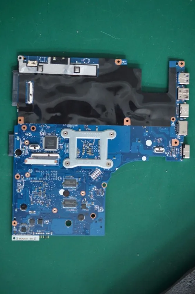 Z40-75 اللوحة المحمول A8-7100 عدد 5B20F66779 5B20F66808 5B20F66786