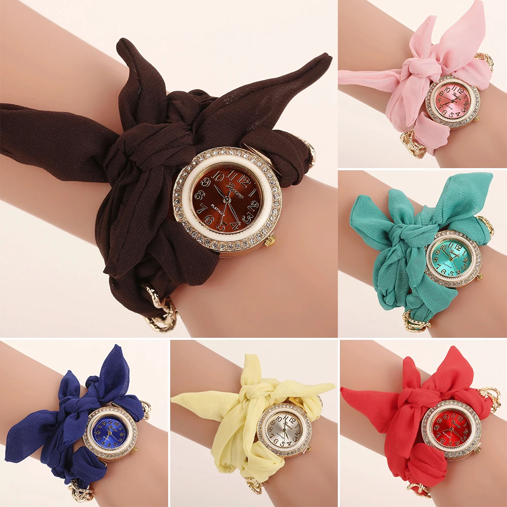 

Women's Sweet Rhinestone Round Case Cloth Strap Dress Bracelet Wrist Watch