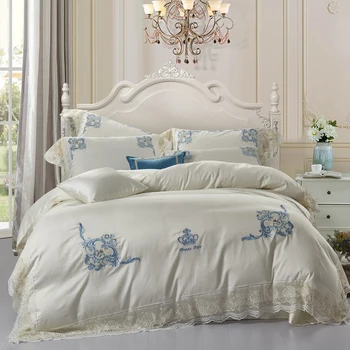 

100% Egyptian Cotton Luxury Embroidery crown Bedding set 4Pcs King Queen size bed sheet set lace Duvet cover pillow shams